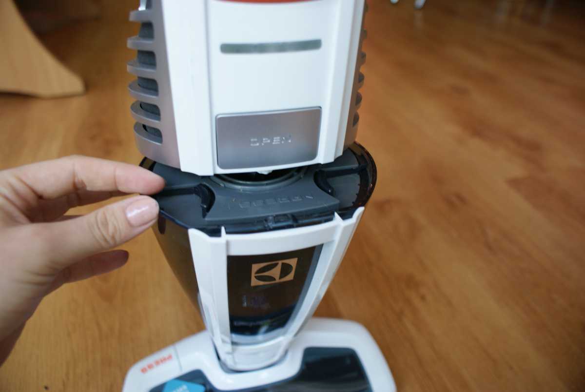 Odkurzacz pionowy UltraPower ZB5020 2