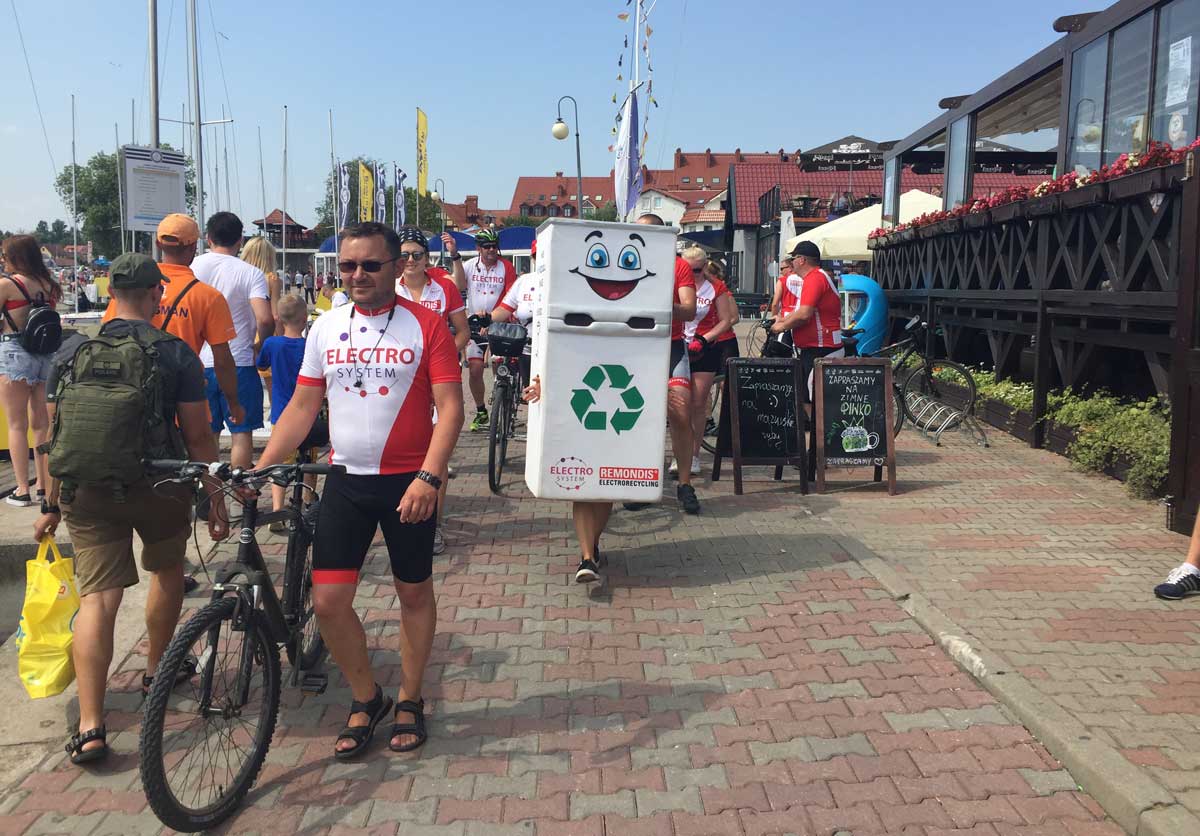 Recykling ZSEE i edukacja społeczeństwa