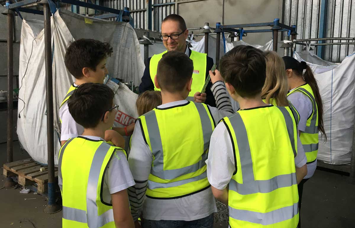 Recykling ZSEE i edukacja społeczeństwa